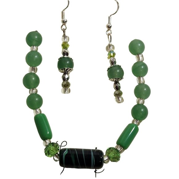 Green Jade Aventurine Silver Black Bracelet Earrings Set - Picture 7 of 7